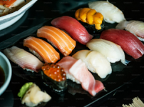 일본 음식 스시(초밥)과 간장